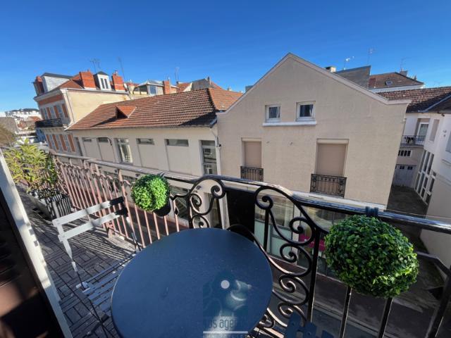 Appartement 4 pièces avec balcon et cave
