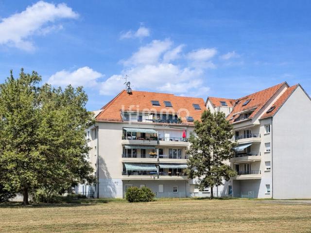 Appartement 4 pièces avec balcon et garage – Secteur frontalier