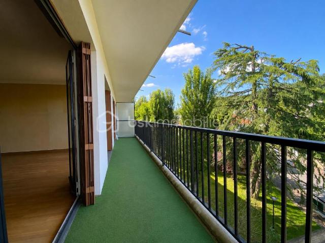 Appartement 4 pièces avec balcon – Résidence calme et verdoyante