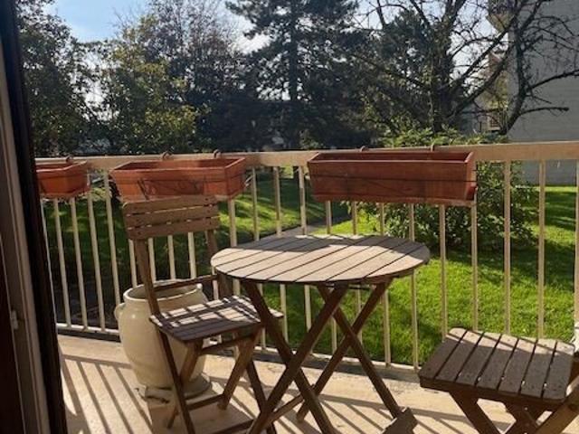 Appartement 4 pièces avec Balcon/Terrasse