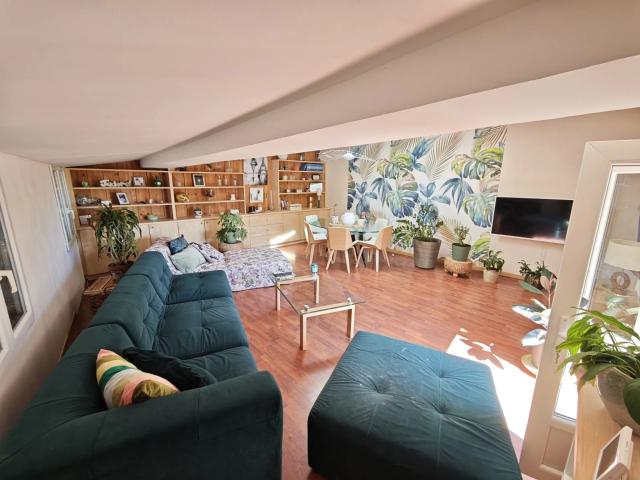 Appartement 4 pièces avec petite terrasse et grande cave