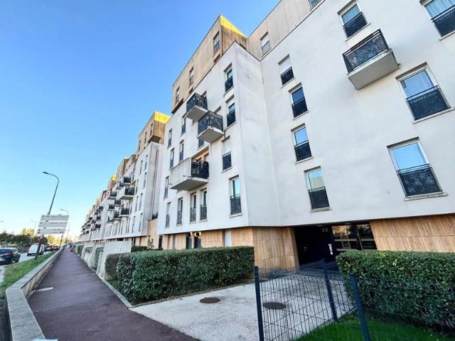 APPARTEMENT 4 PIECES AVEC TERRASSE
