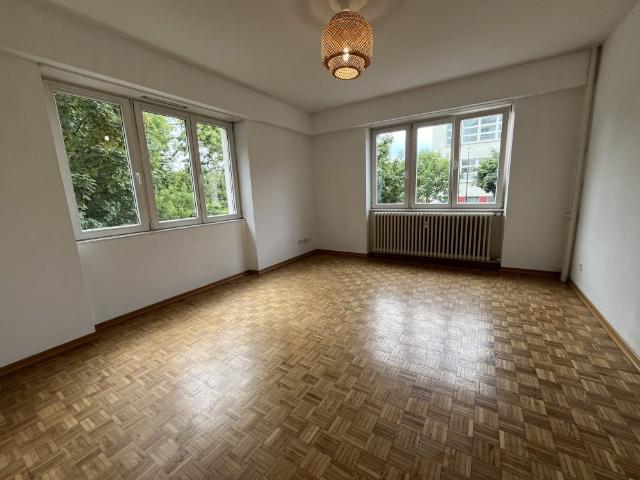 Appartement 4 pièces avec un balcon et une cave Quartier des Quinze / Boulevard d’Anvers