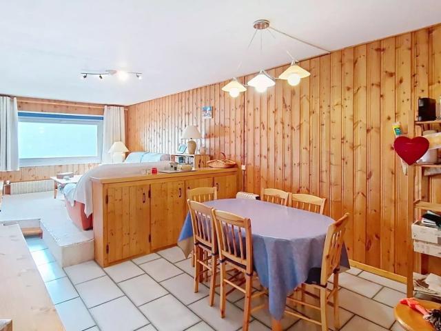 APPARTEMENT 4 PIECES, CHATEL, MAGNIFIQUE VUE MONTAGNE