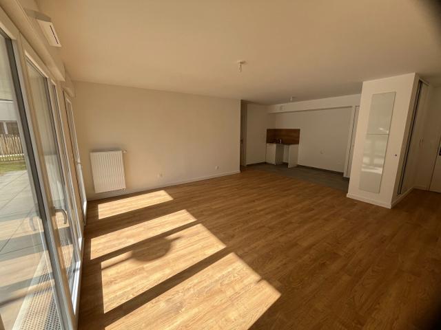 Appartement 4 pièces Challans 90.68m² 982€ à louer