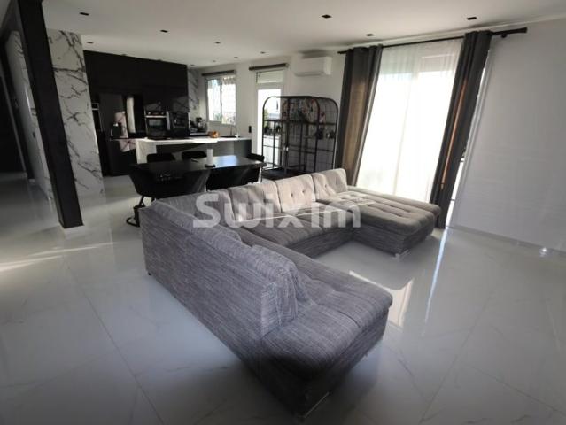 Appartement 4 pièces contemporain