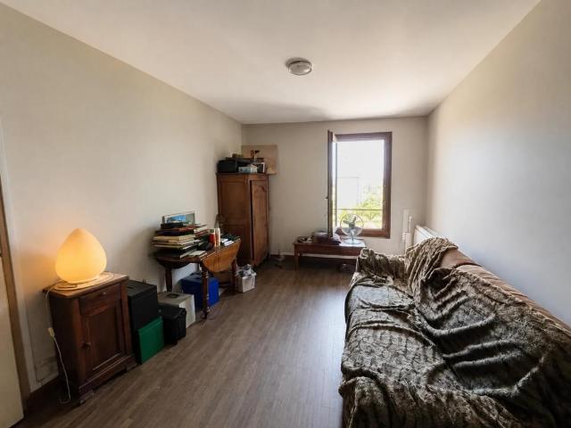 Appartement 4 pièces de 70 m² à Gilly sur Isère