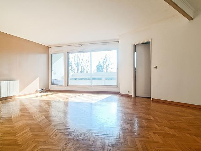 Appartement 4 pièces de 89m² au pied du métro