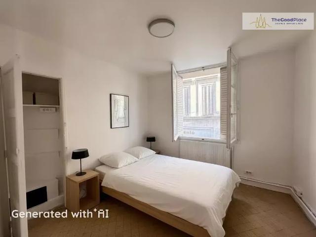 Appartement 4 pièces de 92 m² à Belsunce, Marseille 1er