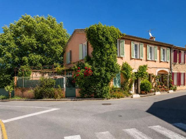 Appartement 4 pièces de 103,72 m² – 3 chambres – Montauroux