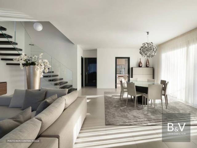 Appartement 4 pièces de 111 m² de standing