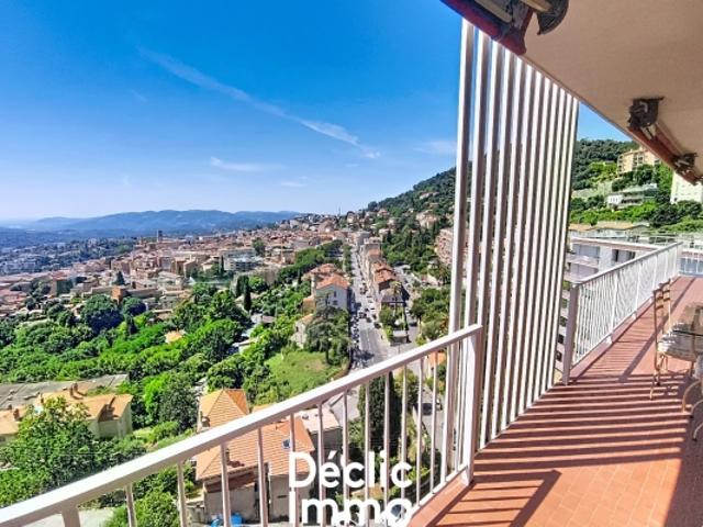 APPARTEMENT 4 PIECES DERNIER ETAGE CAVE PARKING Possibilité Garage en Plus GRASSE