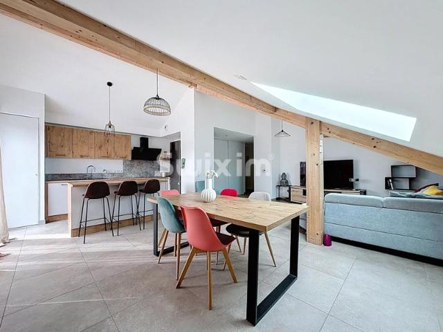 Appartement 4 pièces – Dernier étage – Terrasse 50 m²