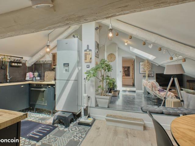 Appartement 4 pièces – dernier étage – verny – volume rare sur le marché