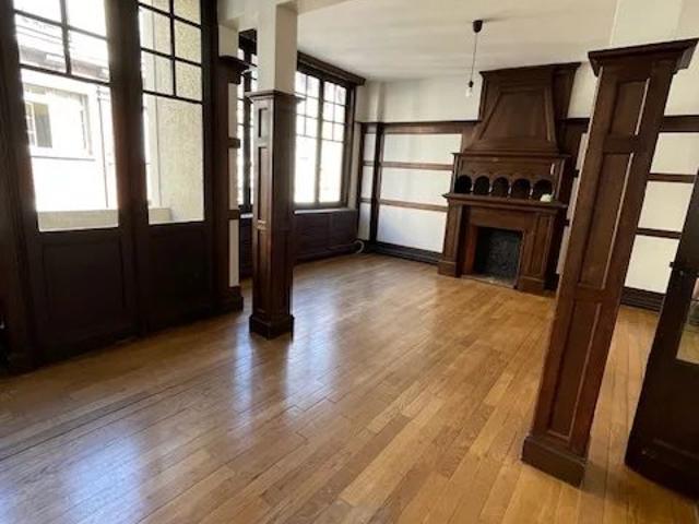 Appartement 4 pièces en plein coeur du Vieux Lille