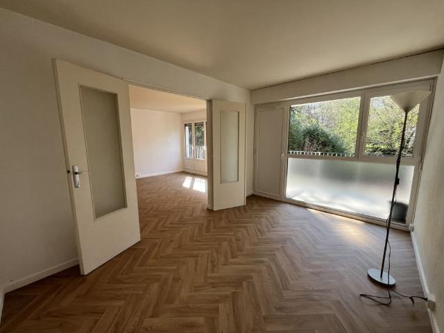 APPARTEMENT 4 PIECES LA HACQUINIERE