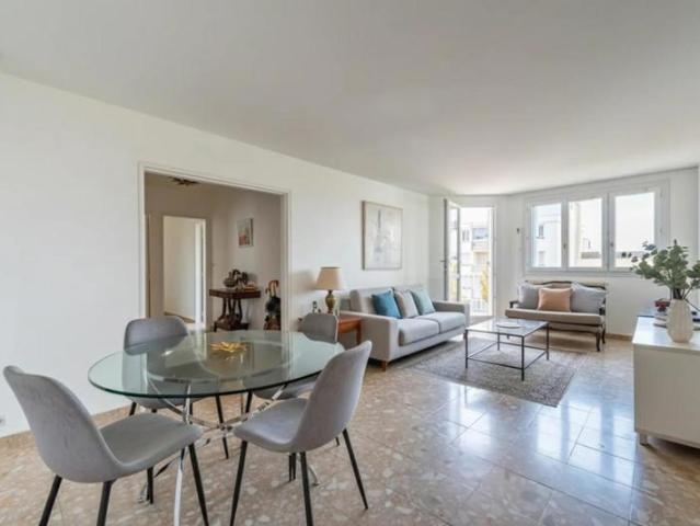 Appartement 4 pièces lumineux – Asnières sur Seine