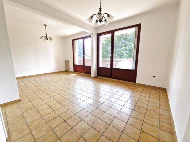 Appartement 4 pièces lumineux et traversant exposé Sud