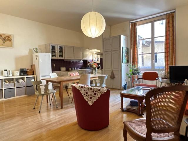 Appartement 4 pièces modulable en plein cœur de Cahors – Fort po