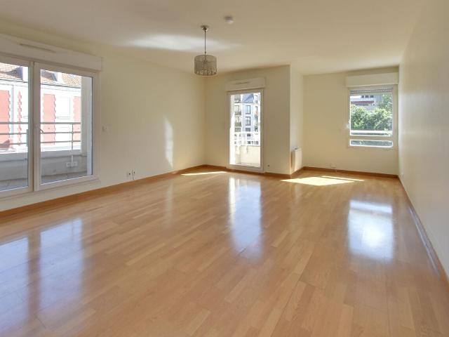 Appartement 4 pièces Nogent sur Marne 88.70m² 2000€ à louer l'Adresse
