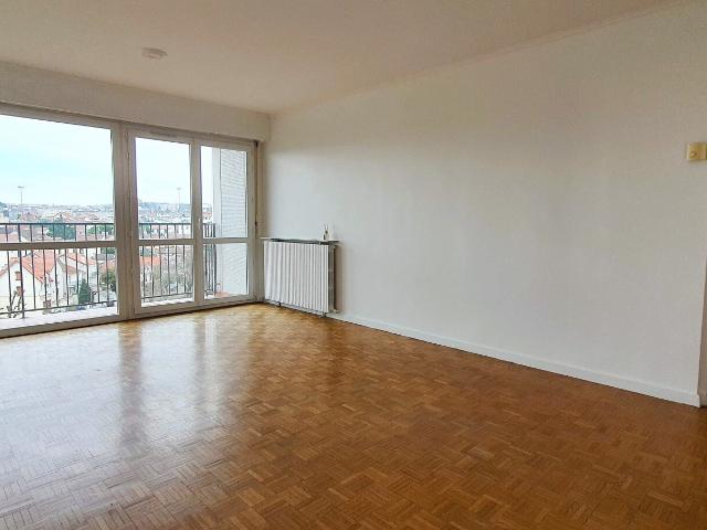 Appartement 4 pièces proximité Rer B