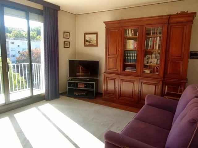 AVON appartement lumineux 4 PP 5 minutes à pied de la gare de la gare d'Avon
