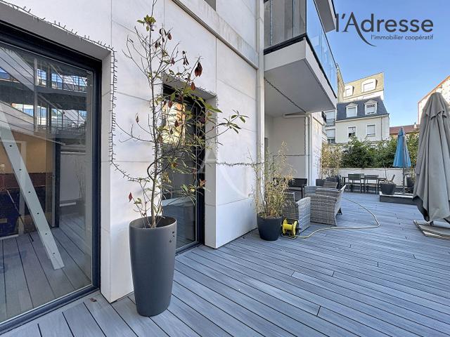 Appartement 4 pièces Puteaux 83.00m² 2688€ à louer
