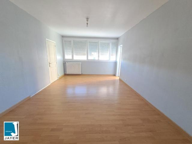 APPARTEMENT 4 PIECES QUARTIER LAENNEC