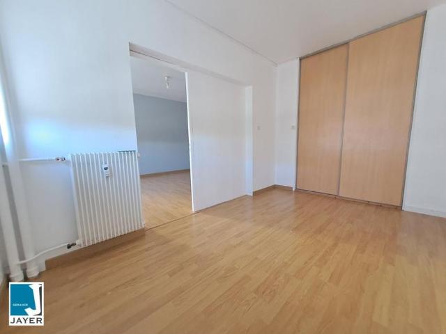 APPARTEMENT 4 PIECES QUARTIER LAENNEC