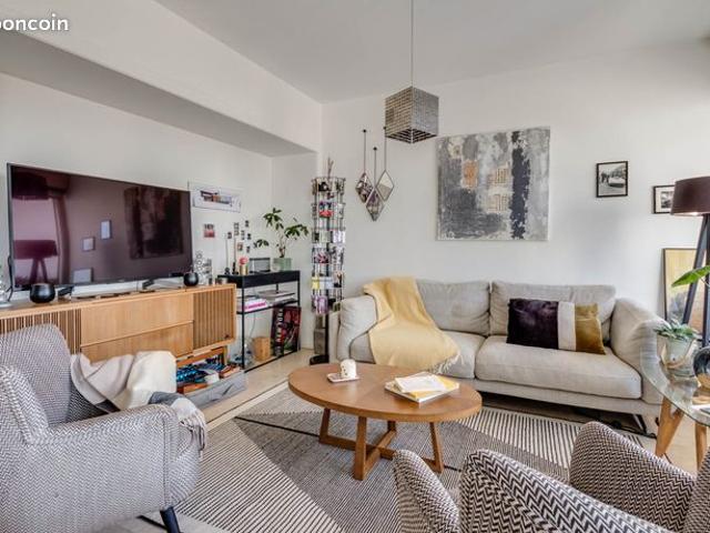 Appartement 4 pièces Rénové avec balcon