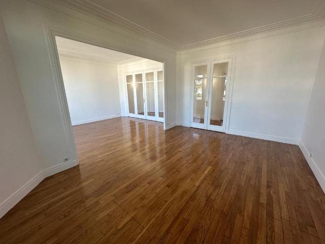 APPARTEMENT 4 PIECES RENOVE BOULEVARD DE LA SAUSSAYE