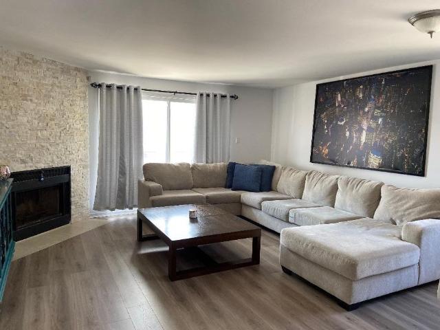 Appartement 4 1/2 à louer à Chomdey Laval