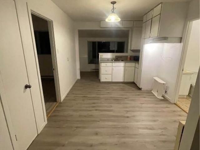 Appartement 4 1/2 à louer à Laval Ouest