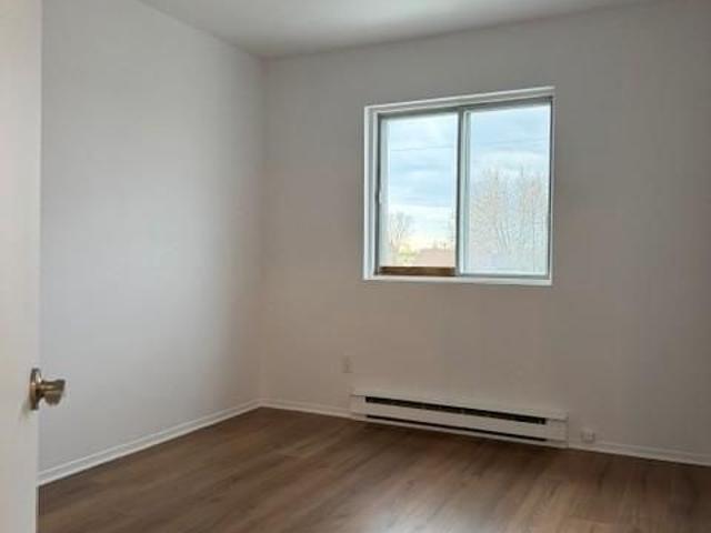 Appartement 4 1/2 St Dorothée, Laval