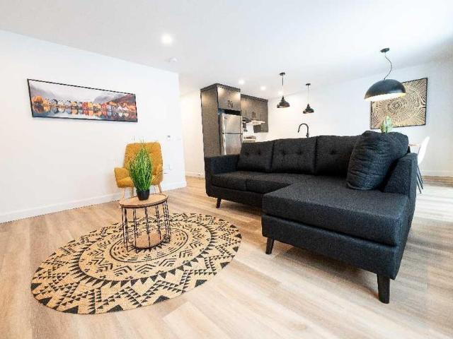Appartement 4 1/2, 50 ans et plus au pied du Mont Gleason, Warwick