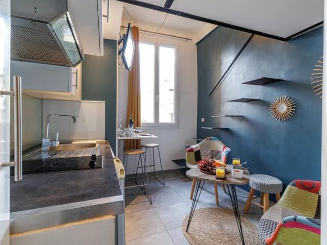 Appartement 4ème étage 15 m2