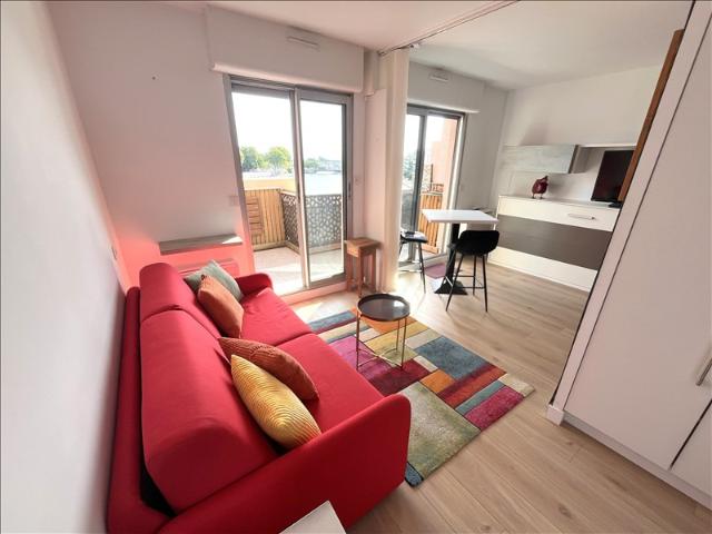 Appartement 4ème étage 25 m2 2 pièces Meublé