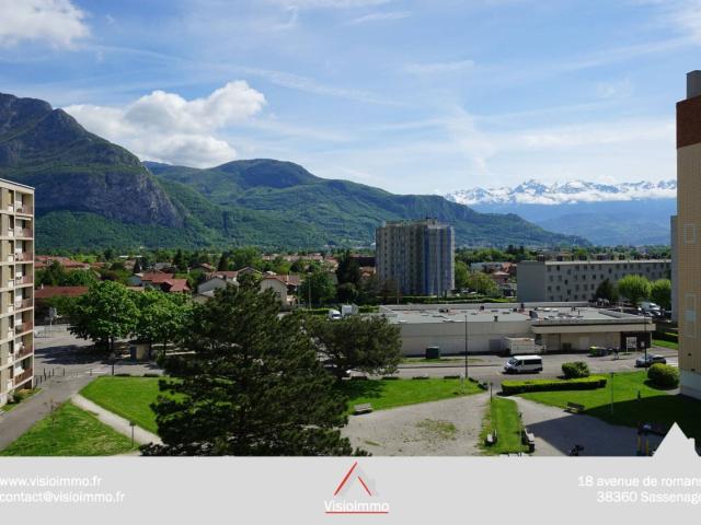 Appartement 3P de 72 m2 loggia incluse + cave