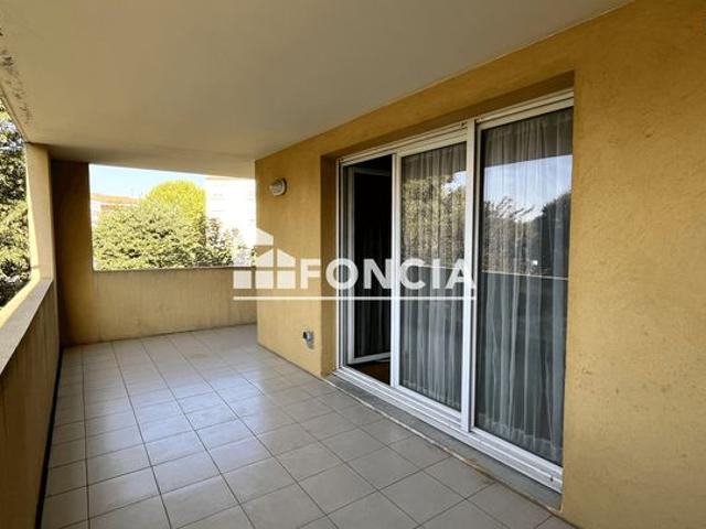 Appartement 4p avec terrasse et deux stationnements