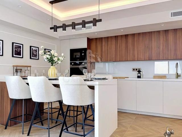 APPARTEMENT 4P CANNES FORVILLE