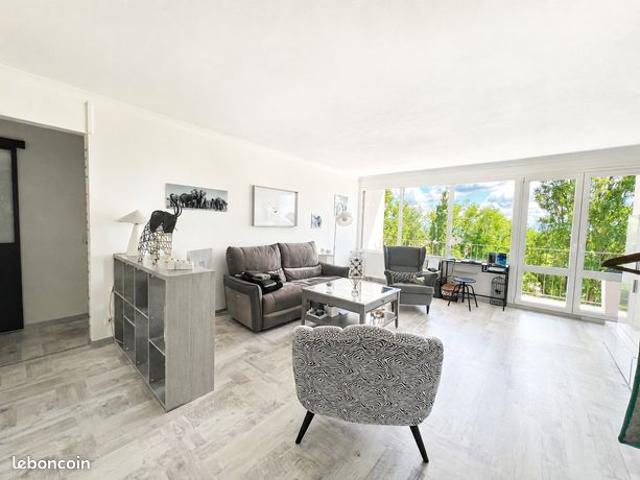 Appartement 4p de 80m² vue dégagée