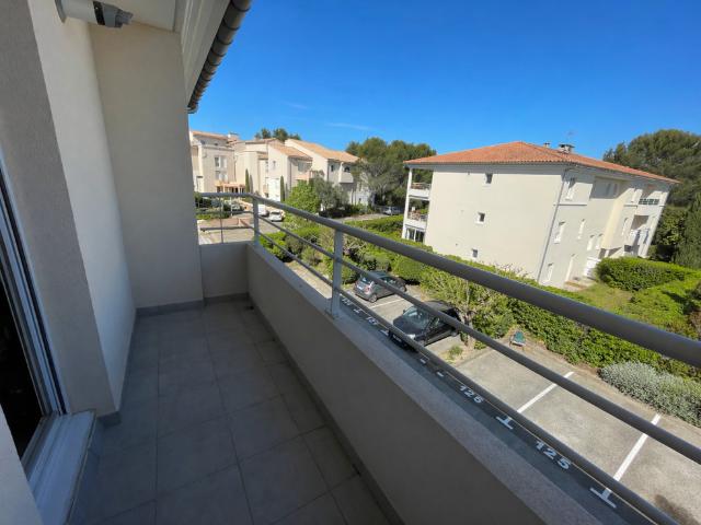 Appartement 53.5 m² 2 Pièces Les Angles 30133