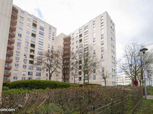 Appartement 50 m² Sedan