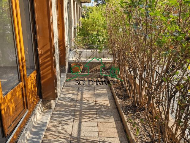 Appartement 51 m2 Carrez 80 m2 au sol avec Terrasse & Fort Potentiel