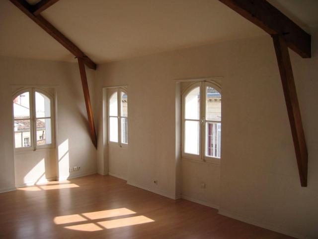 Appartement 59 m2 Bordeaux Centre