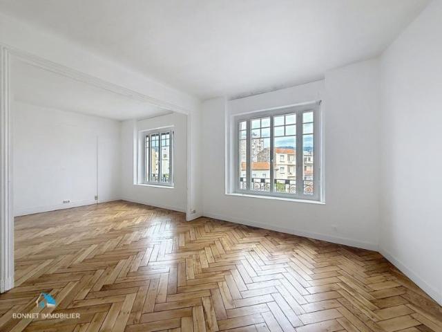 Appartement 5 pièce s 3 chambre s 103 m²