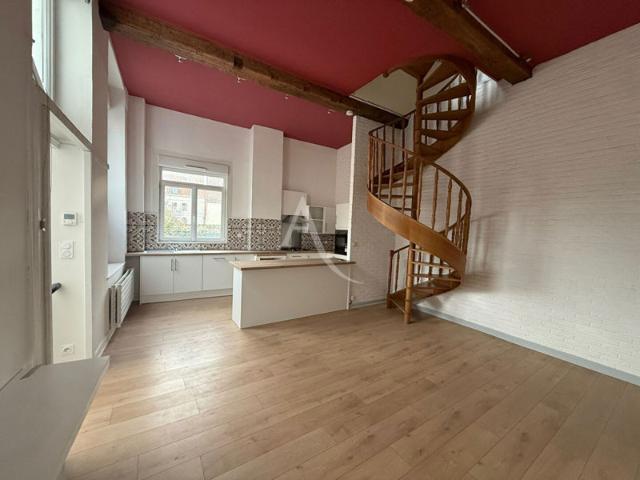 Appartement 5 pièce s 136 m² SAINT OMER