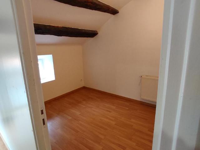 Appartement 5 pièce s – 90 m² – SAINT ROME DE TARN