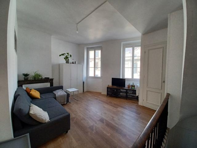 Appartement 5 pièces 57 m²