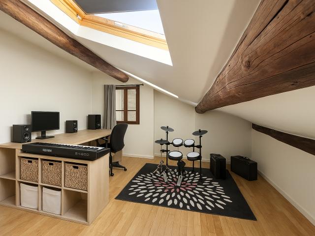 Appartement 5 pièces, 64 m² à louer à Marseille 5 13005